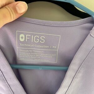 Figs light purple set